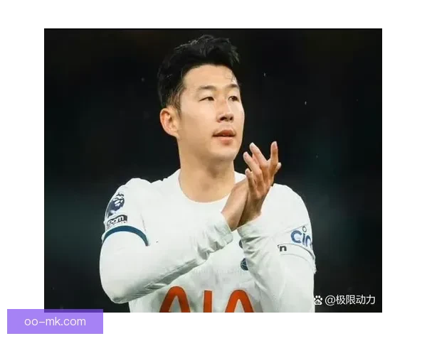 孙兴慜热刺对阵西汉姆比赛中脚踝受伤情况引关注
